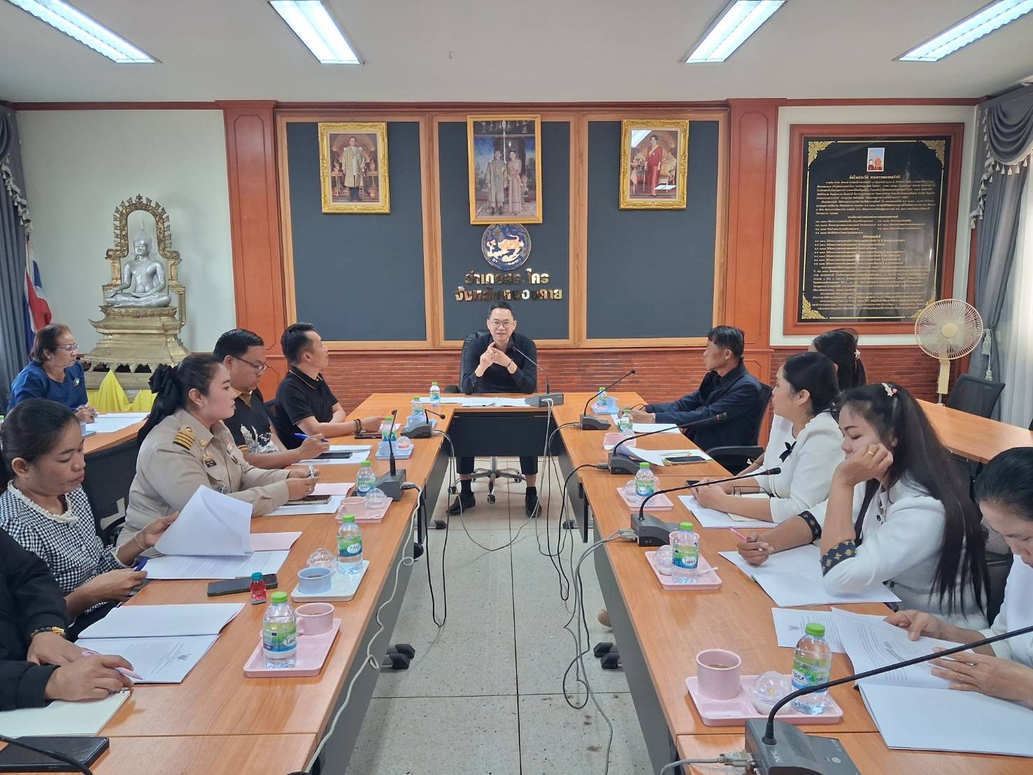 สพอ.สระใคร จัดโครงการประชุมเชิงปฏิบัติการส่งเสริมการบูรณาการกลไกการขับเคลื่อนการขจัดความยากจน 